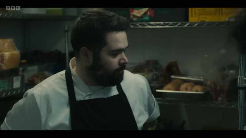 Oh, Chef, Chef! The sous-chef job