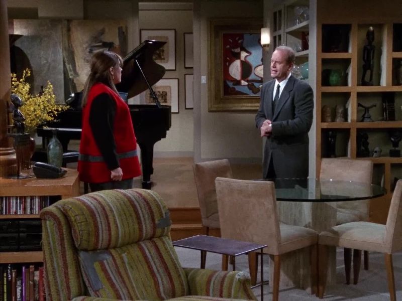 Oh, Daphne, listen, my date'll be here any second