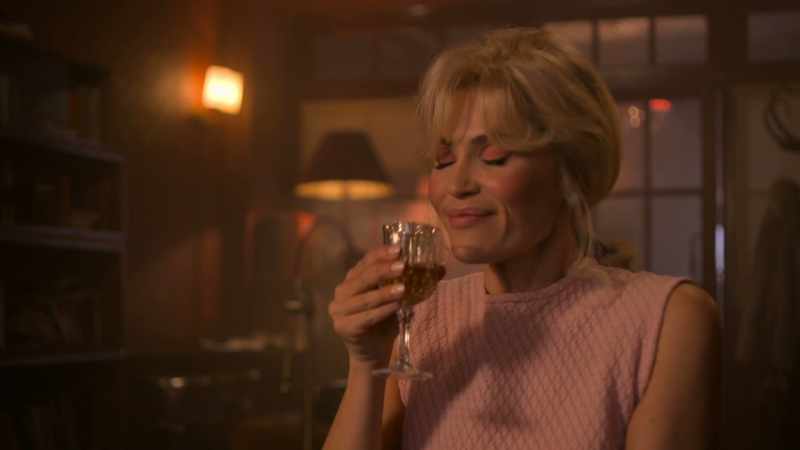 Oh, darling, Diane Lewis called for you