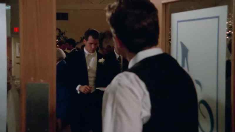 Oh my God, the groom! Pacey! Come on!