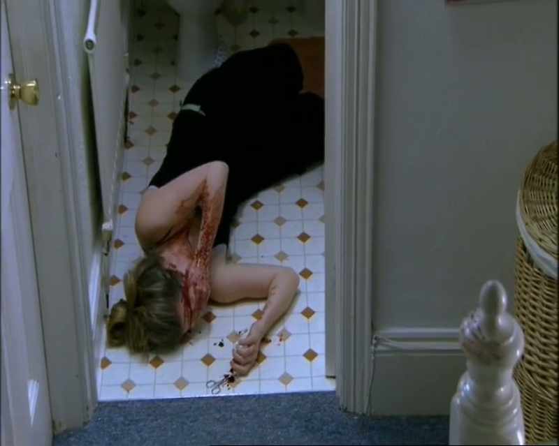 Oh, my God! What's happened? Frankie!