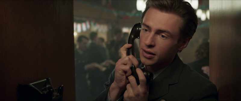 Oh, have you told Lizzie? - I'm gonna call her now