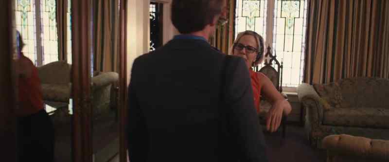 Oh, here, let me take your bag for ya