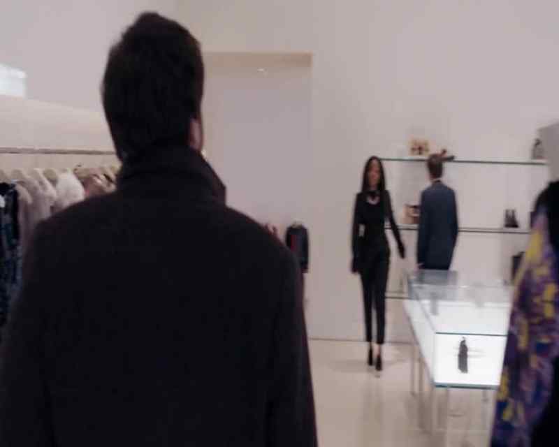 Oh, hi! Back for the dress?