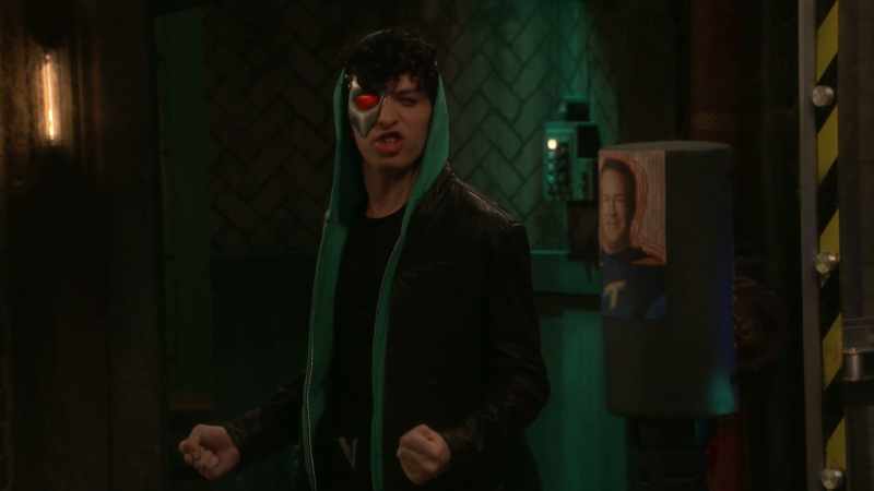 Oh, how he longed to trap you all in this booth