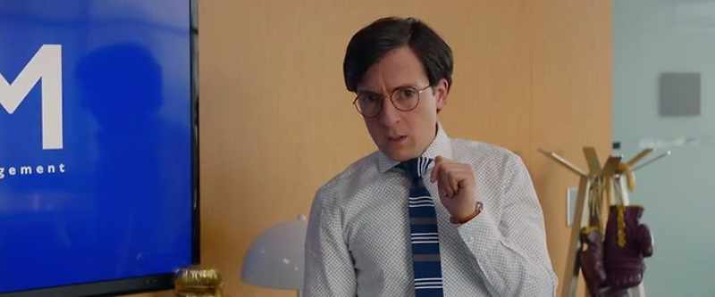 Oh, I'm so scared. - I need help! Can't you see that?