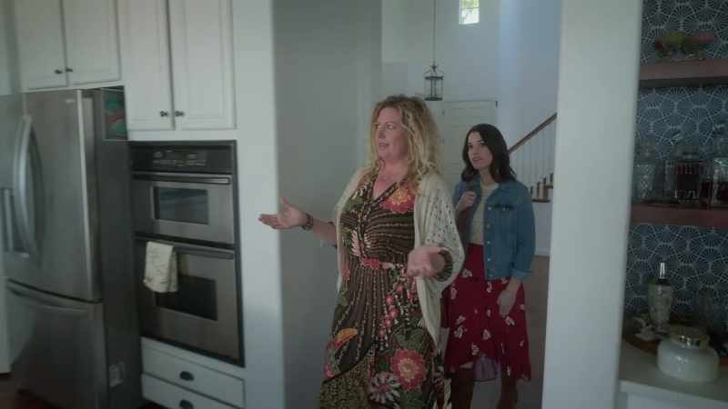 Oh, and it comes with this gorgeous kitchen