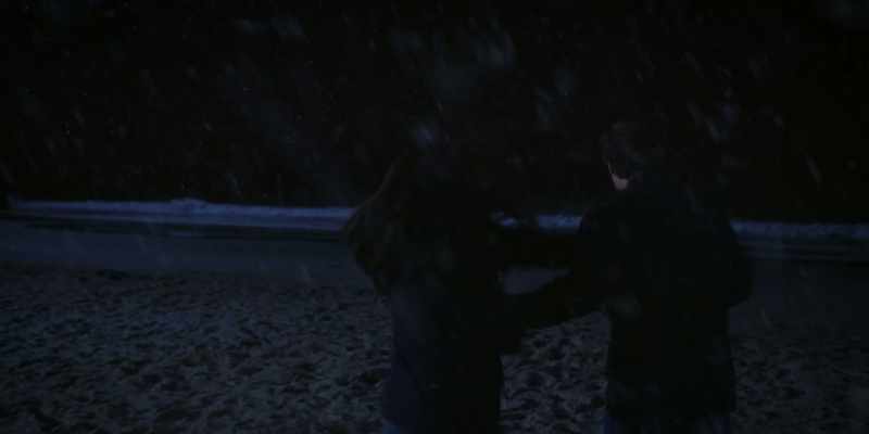 Oh, it's cold. It's cold. - It's snowing