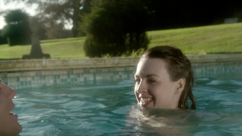 Oh, it's so cold! I've got another friend who owns a bathhouse