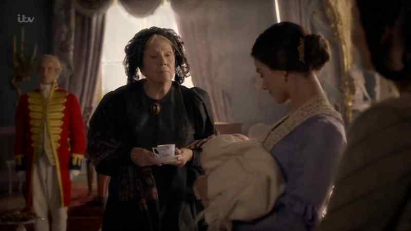 Oh, Lehzen, look. She's smiling at me