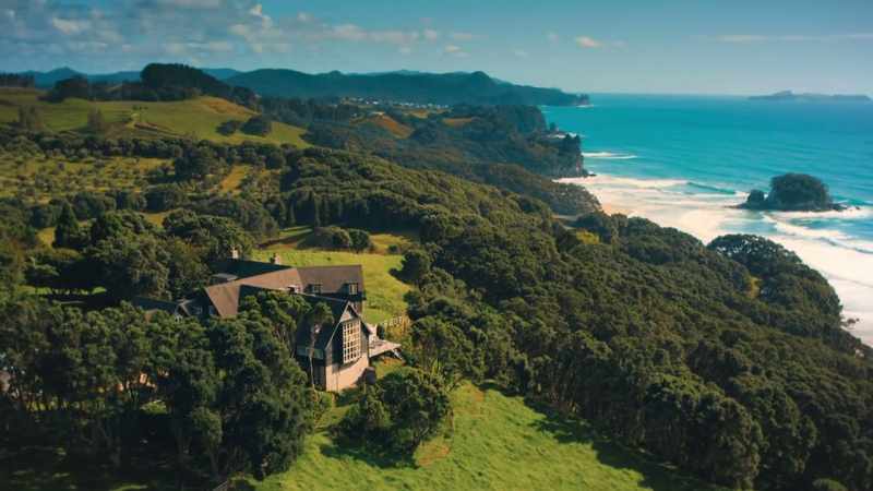 Oh, my lord! Look at this place