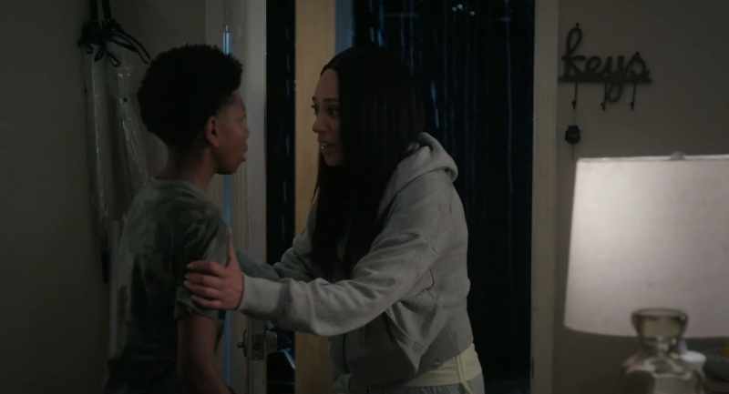 Oh, Malcolm, are you okay? - Aunt Kamlyn?