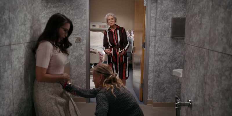 Oh no, Carrie... you're peeing
