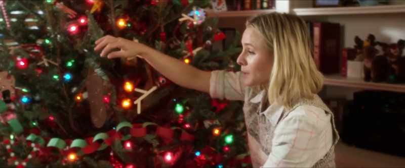 Oh, who put the big brown ornament