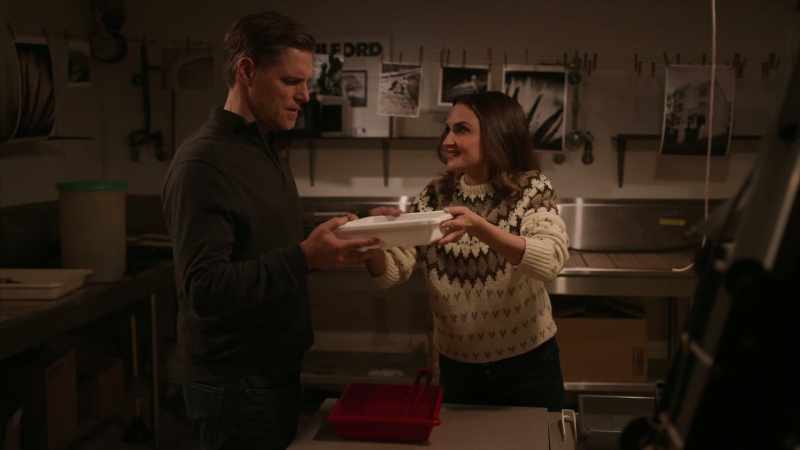 Oh, Sam, that's a Christmas tree. T-there's ornaments on it
