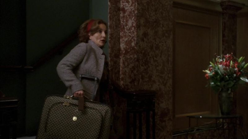 Oh, is the elevator not working? - Nope. It's working