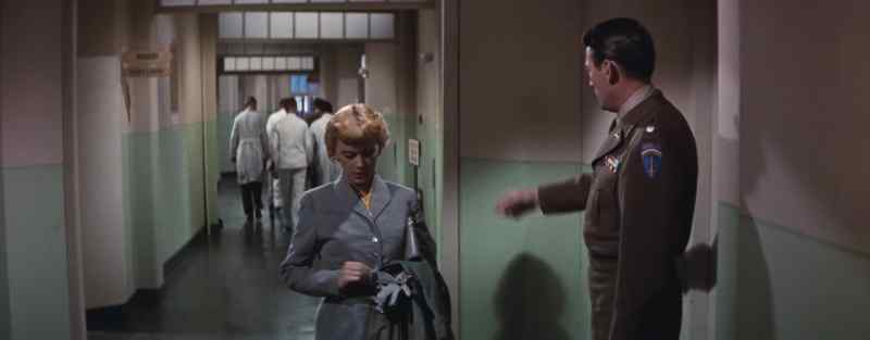 Oh, the woman's in here
