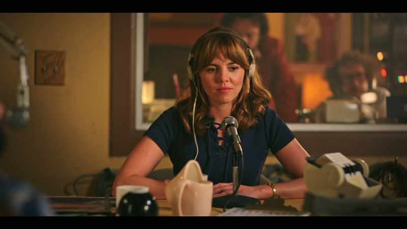 Oh, well, I'm a nobody. [chuckles]
