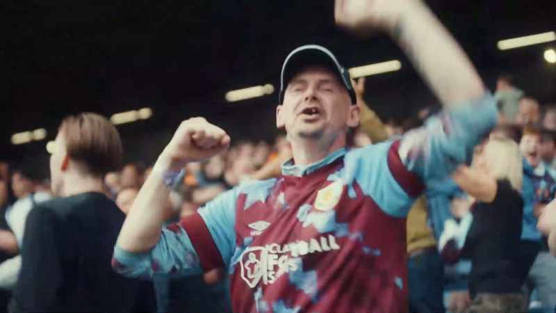 Oh, what a strike!' -(CHEERING)