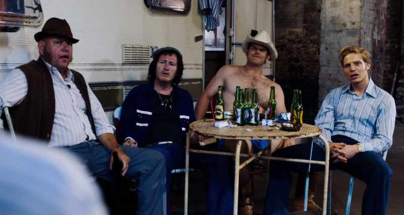 Oh, yeah, what's he had? - Two saveloys, three mash