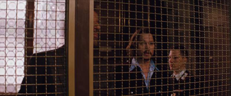 Oh You're going to lock me in there