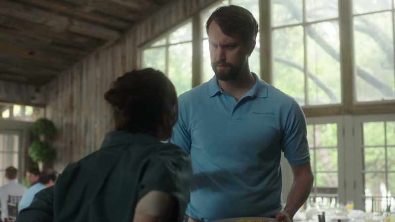 Oh, you're the waitress from last night