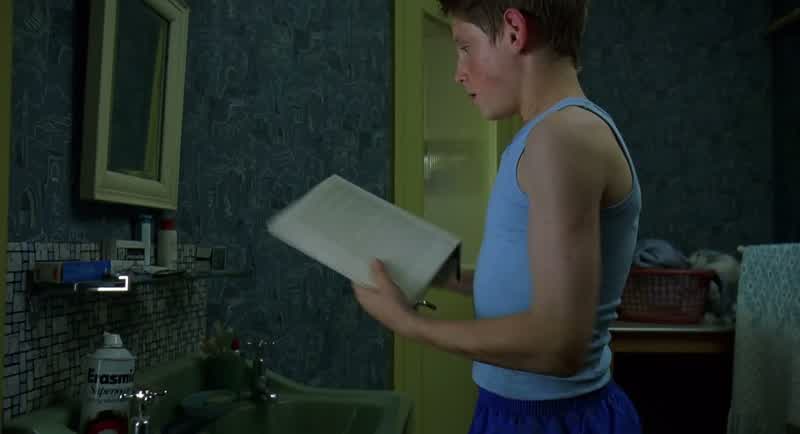 Okay, Billy Elliot, into the centre