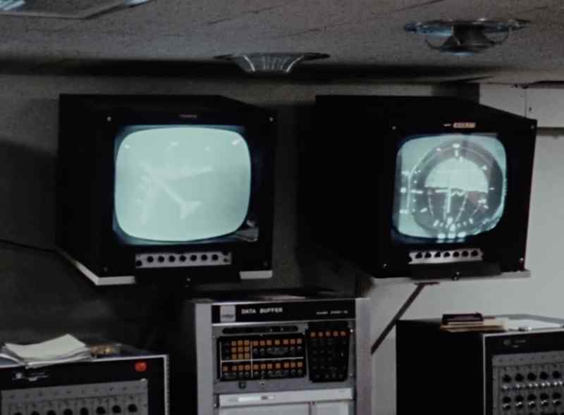 Okay, Cecil, have you got the B-52 in sight?