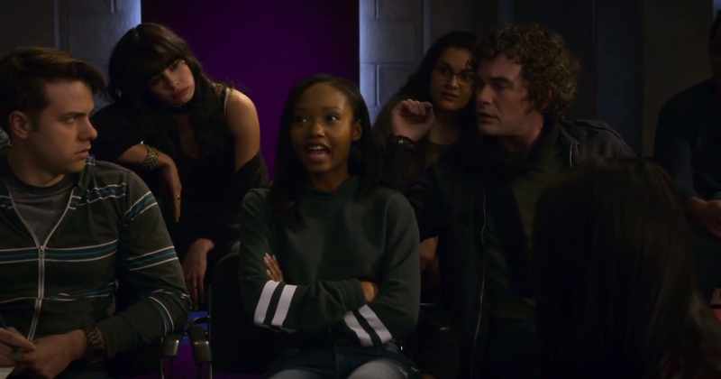 Okay, everybody better stop lookin' at me