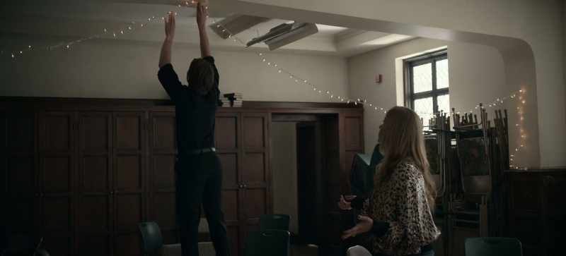 Okay. How is that? - Oh, yeah. Can you reach?