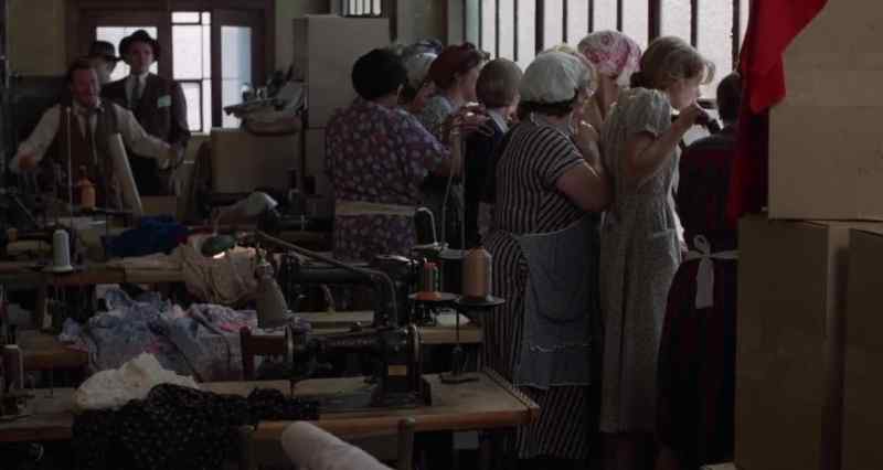 Okay, ladies, show's over; Come on, back to work!