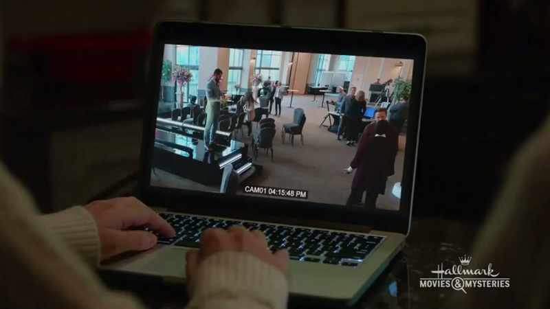 Okay, look. There's Arnold Jackson and Hannah James