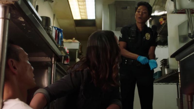 Okay, lost his pulse. Moving to compressions
