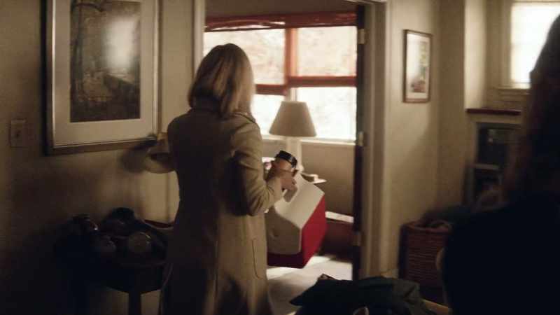 Okay, Mommy's going. Mommy loves you