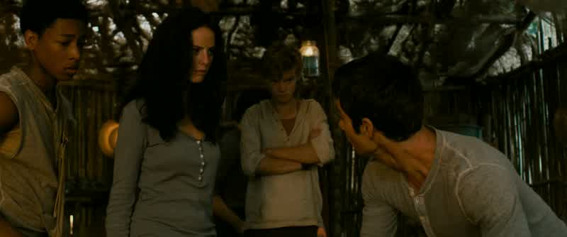Okay. You shouldn't be here! You shouldn't be here! No! Watch out! Get the syringe! Let go!