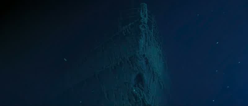 Okay, take her up and over the bow rail