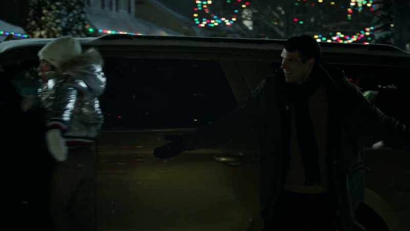 Ollie, look! Snow! -[Ollie coughing]