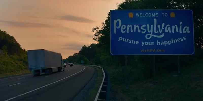 (ON BROADWAY BY GEORGE BENSON PLAYING)