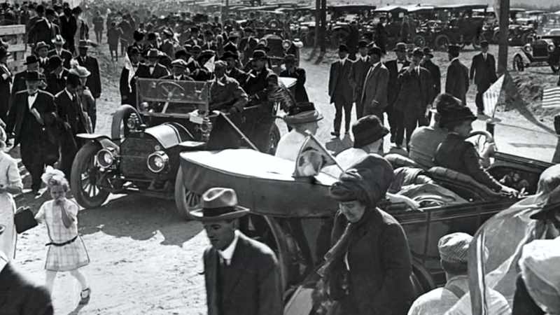 On that November day in 1913