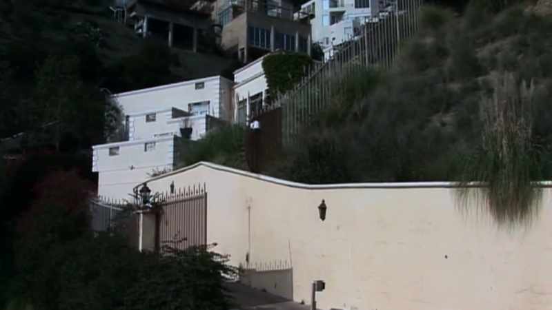 Once they got married, they were holed up in that house 24-7