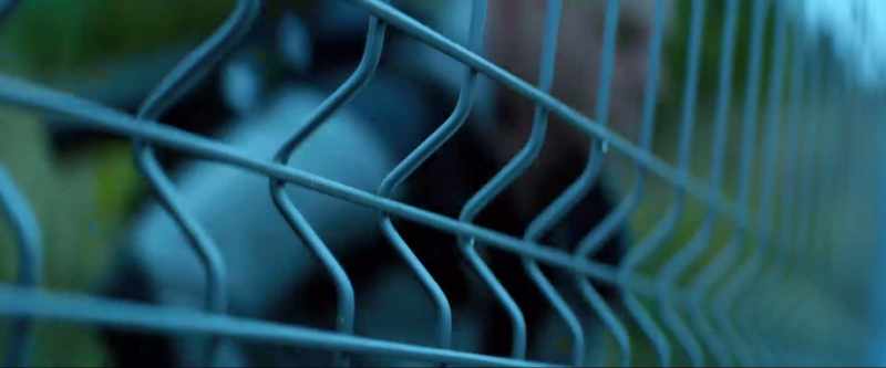 Once I find a thread, I pull it and keep pulling it until I reach them