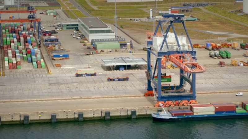 Once the robotic cranes offload the containers