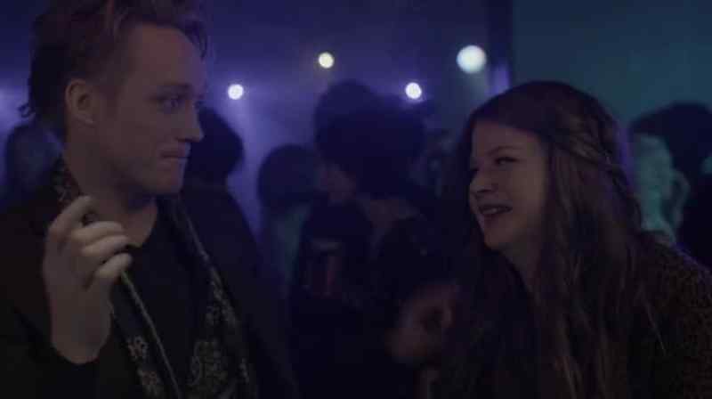 One more. Do you want another one? -Don't you want something stronger?