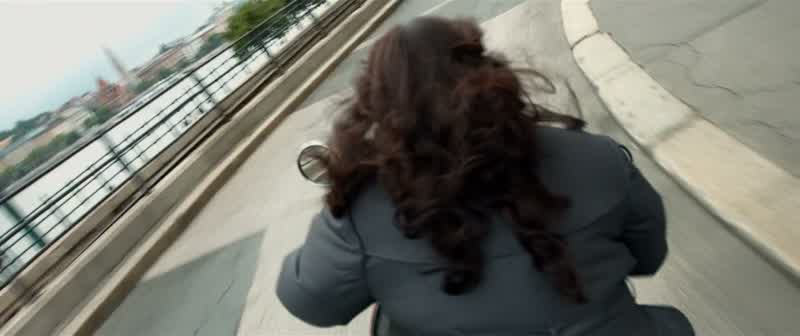 Ooh! Get out of the way! Oh!
