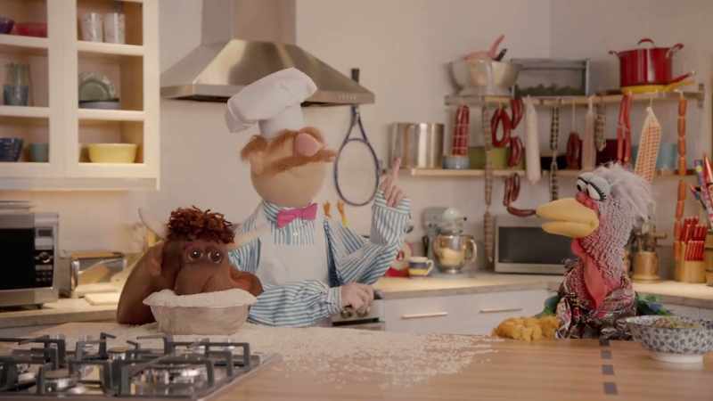 Ooh! Okey dokey! Cue de sals-y!