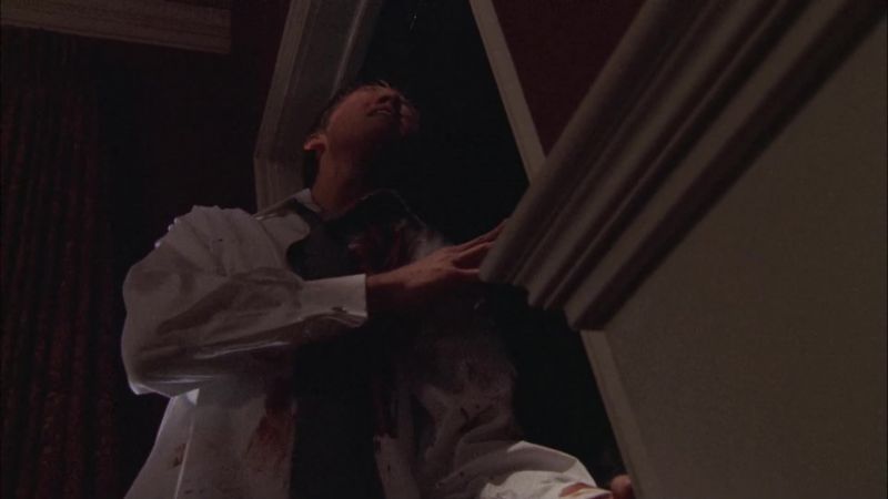 Open the door, Peyton!