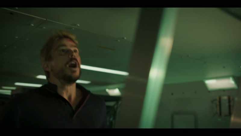 Open the fucking door! - Come on!