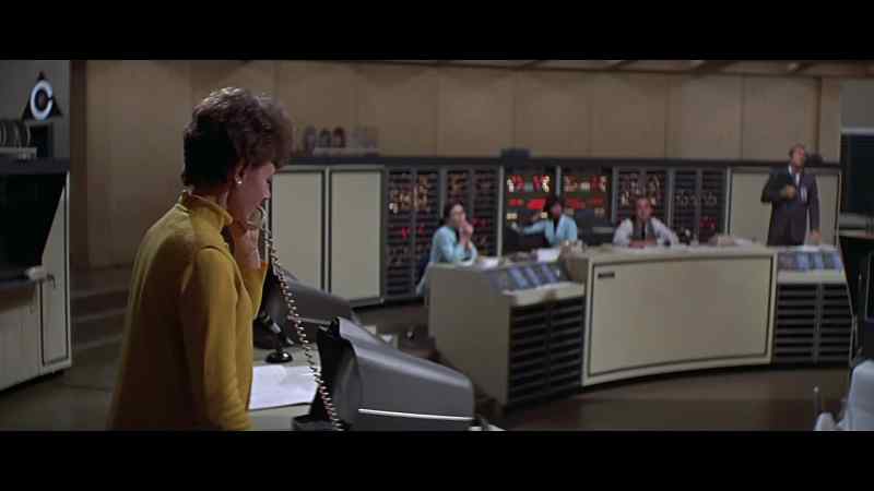 Operations center, Fields speaking