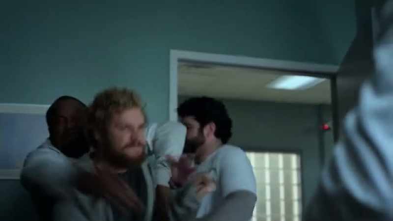[orderly] Here we go. Come on. - [grunting]