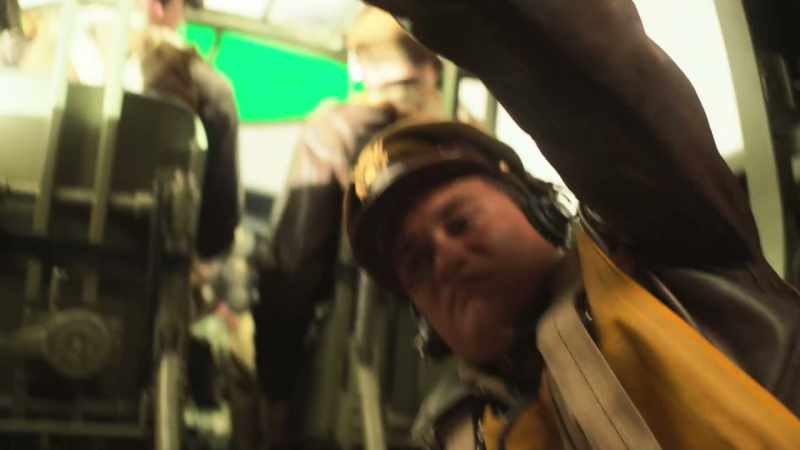 Orr, what the fuck are you doing?